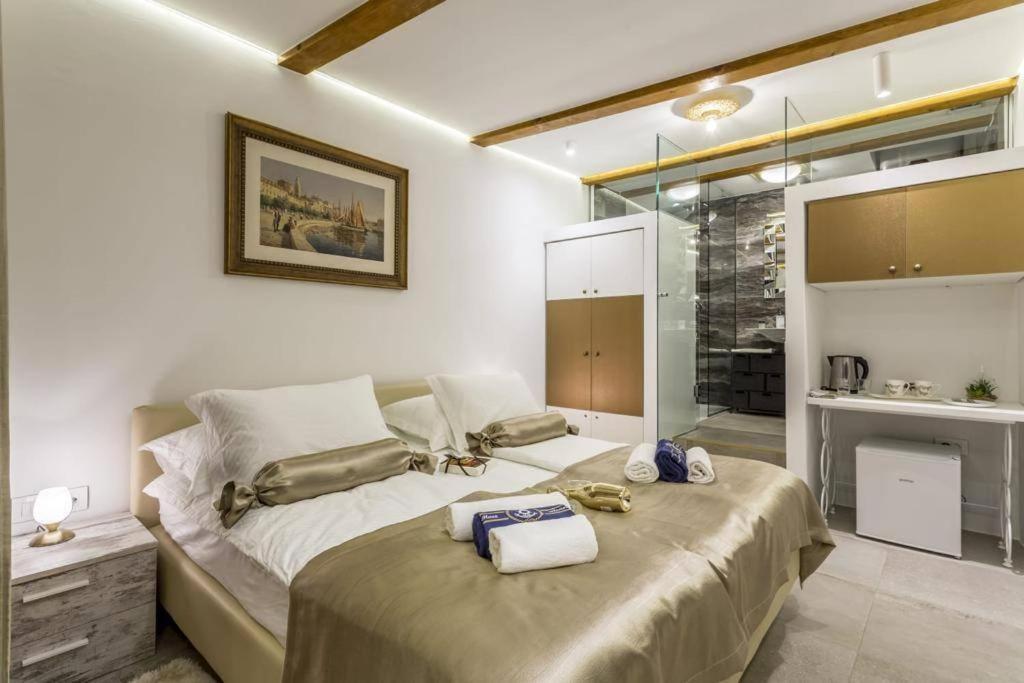 Bernardini Room - Split Center ภายนอก รูปภาพ